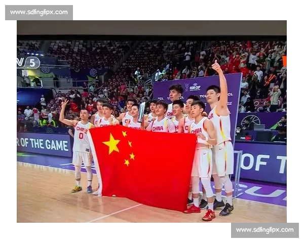 新西兰与美国奥运会对决 激烈角逐展现运动员拼搏精神